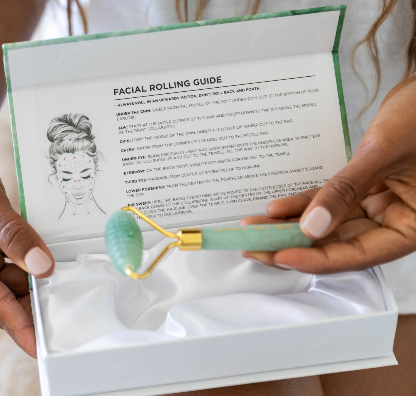Facial Roller - Spiky Green Jade - BULK BUY 10 UNITS