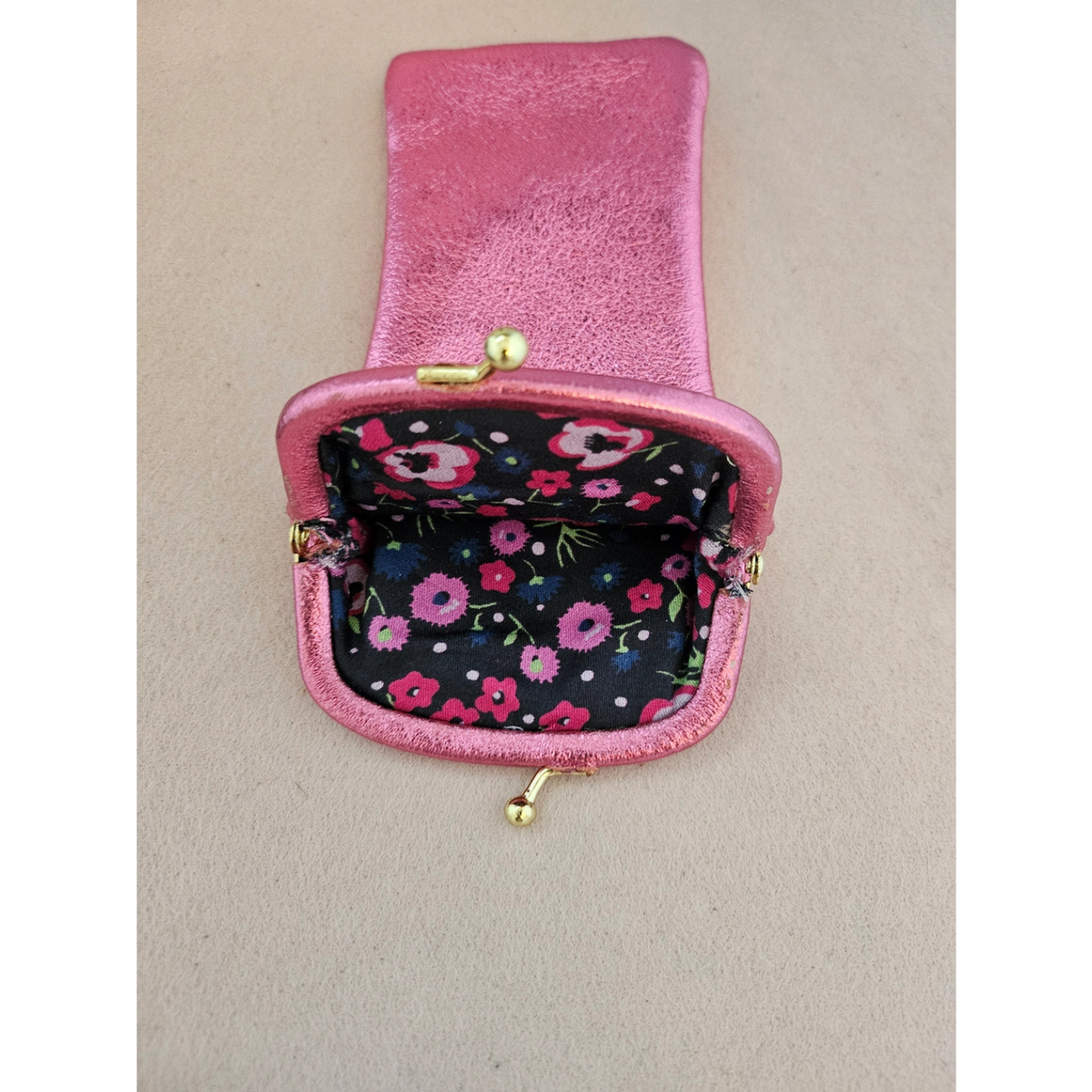 Leather Glasses Case with Clasp - Kisslock