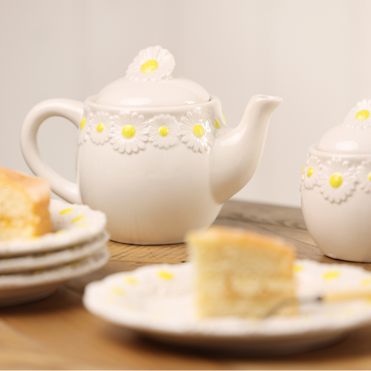 The Cottage Garden Teapot